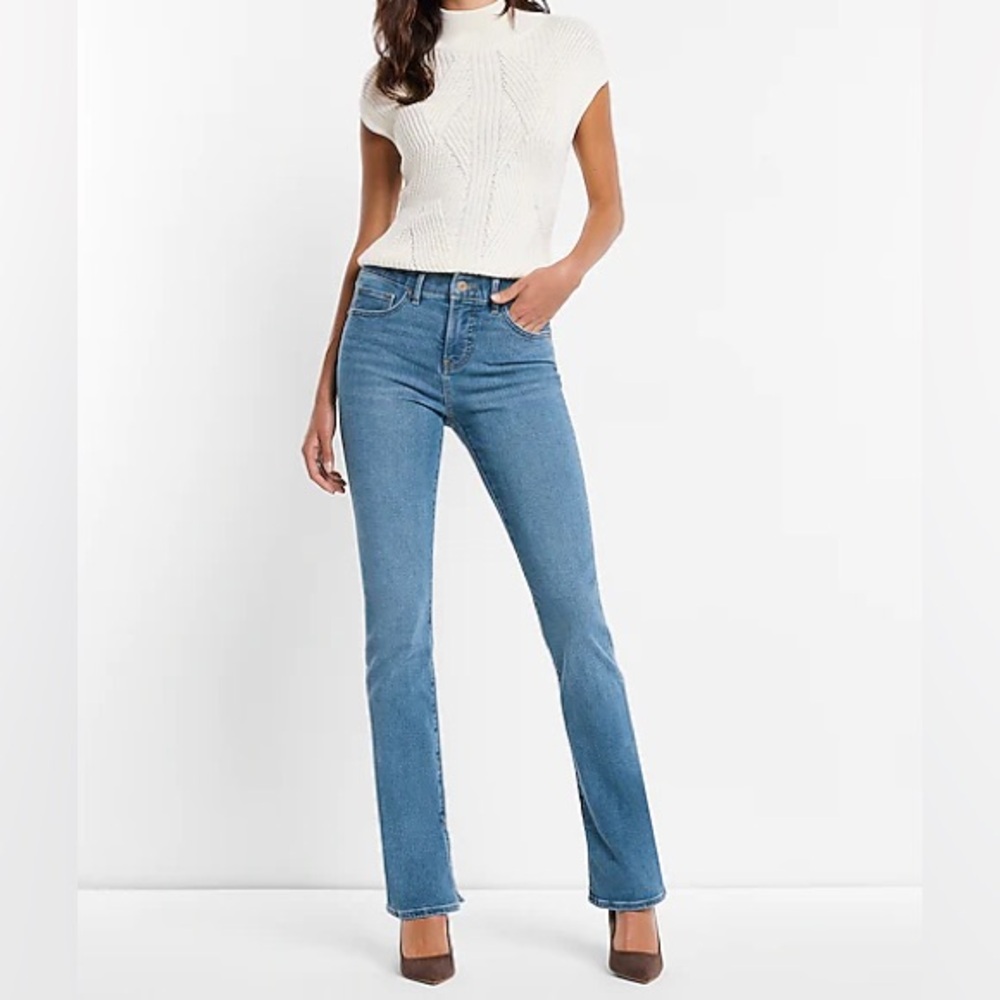 Mid Rise Medium Wash Skyscraper Jeans